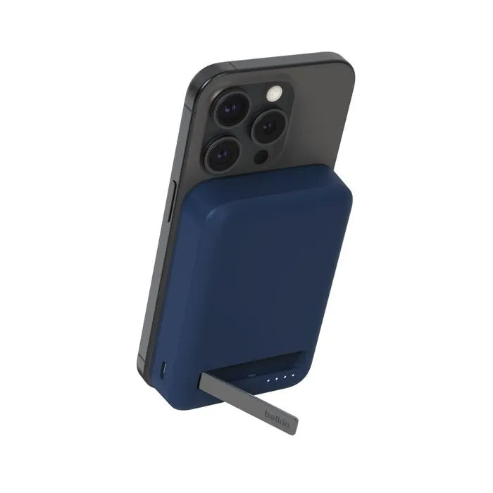 Magnetic Power Bank with Qi2 15W, Blue